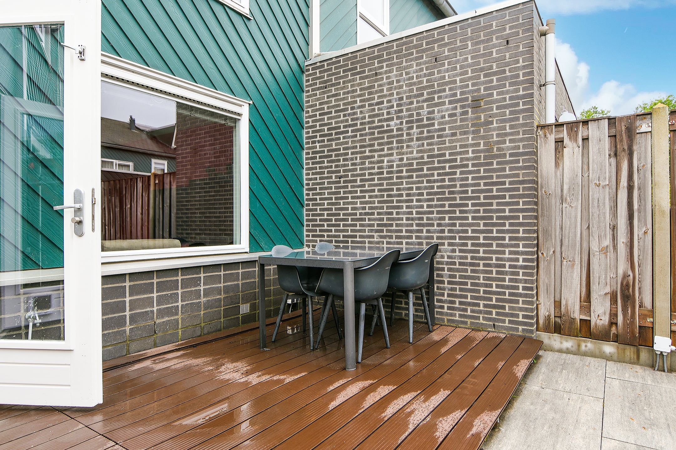 Tussenwoning te koop: Frederiksveld 35, Nieuw-Vennep