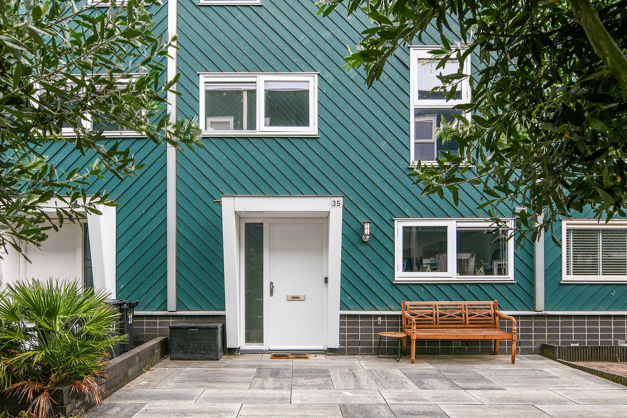 Tussenwoning te koop: Frederiksveld 35, Nieuw-Vennep
