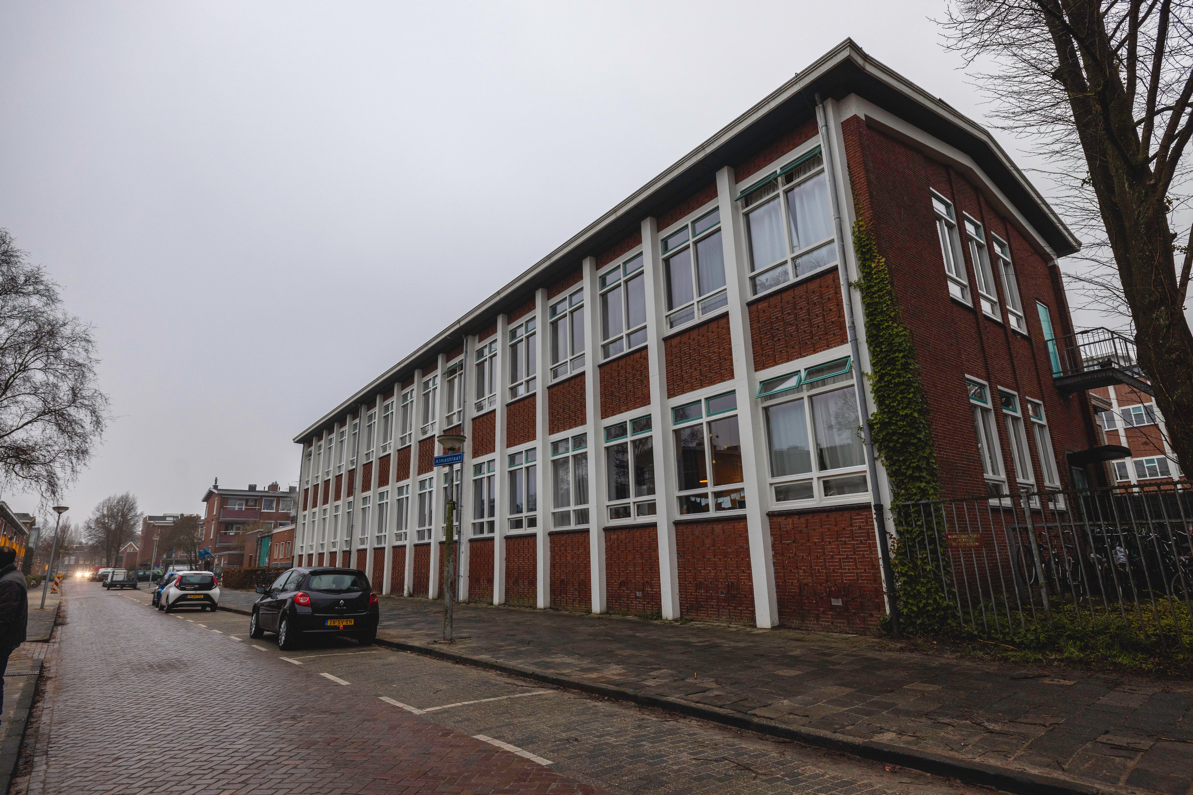 Flat Almastraat