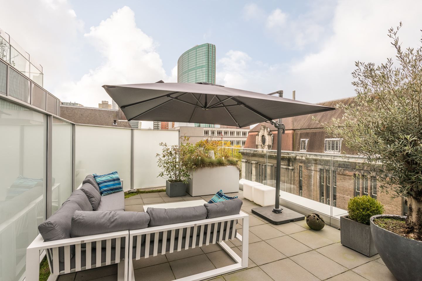 Te huur Appartement Halvemaanpassage in Rotterdam