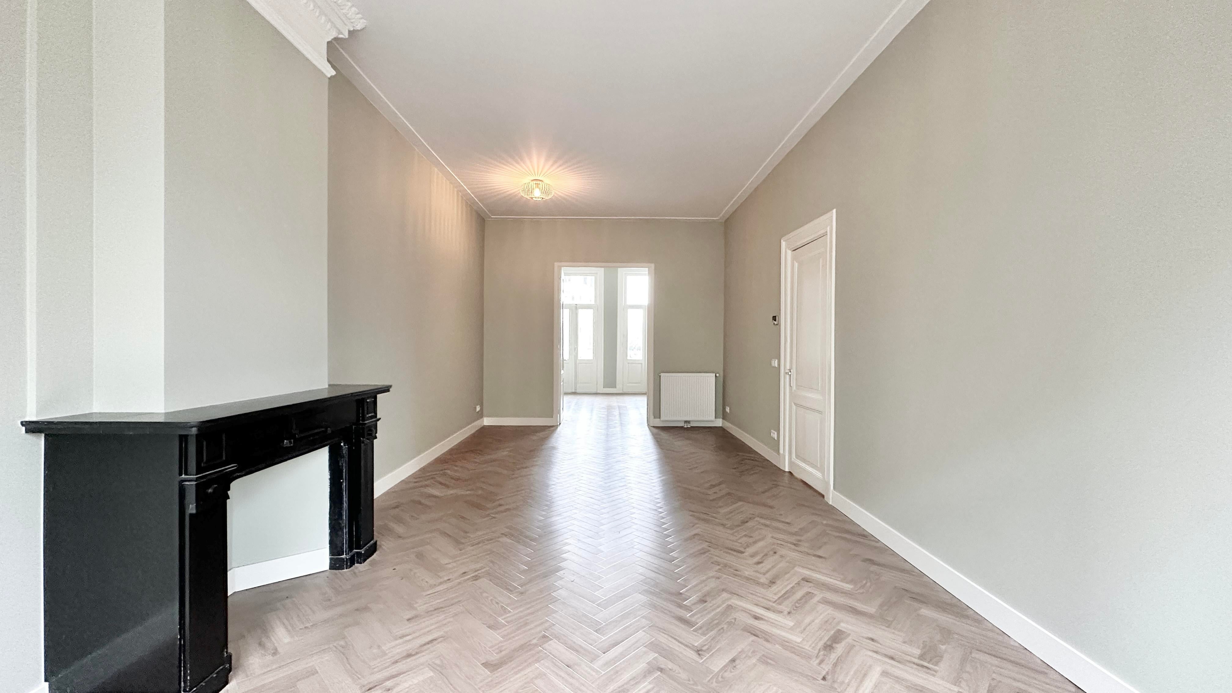 Woning te huur: Van Baerlestraat, Amsterdam