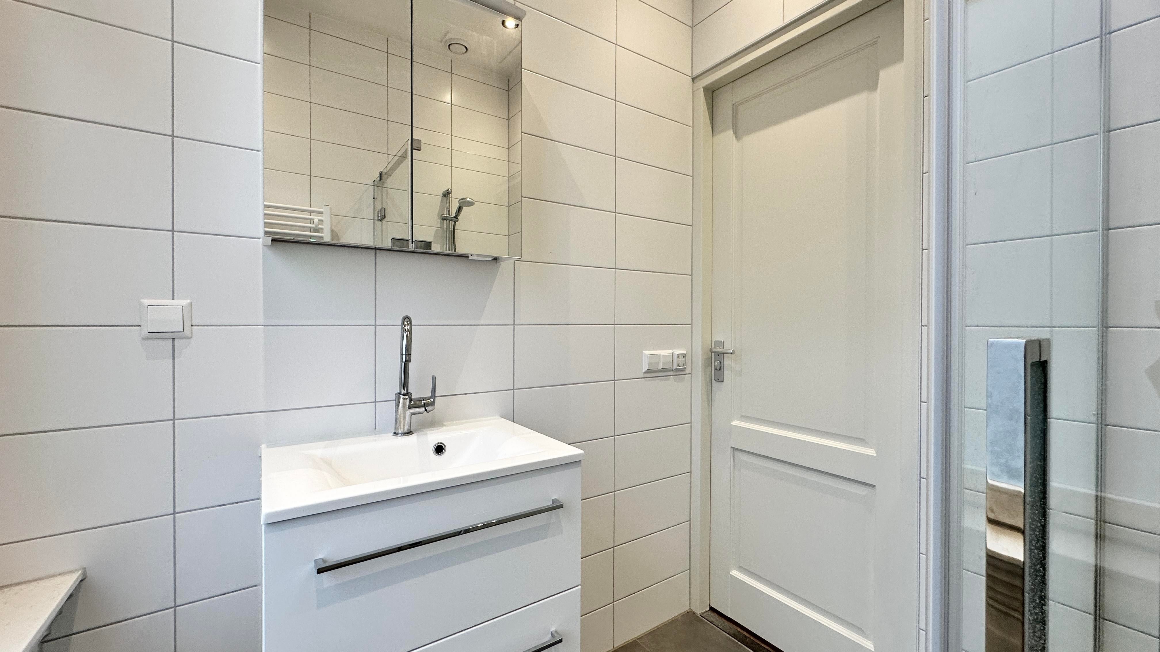 Woning te huur: Van Baerlestraat, Amsterdam