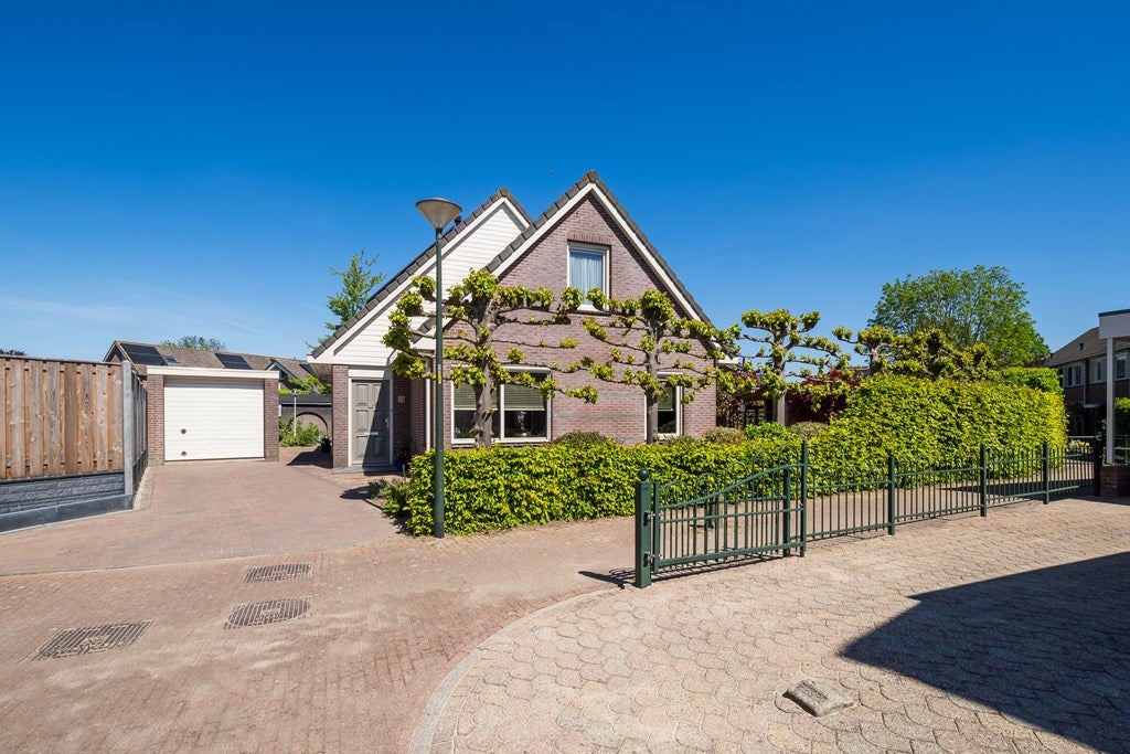 Huis Donjon 30 in Waardenburg