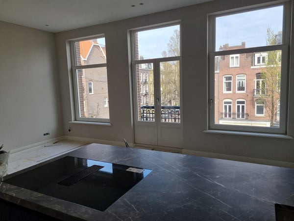 Piso Van Baerlestraat en Amsterdam