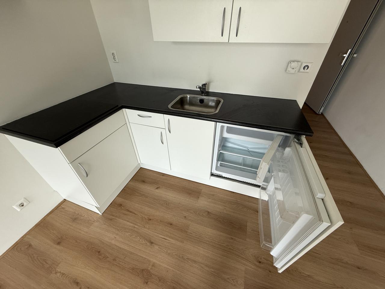 Studio te huur: Elizabeth Cady Stantonplein 267, Amsterdam