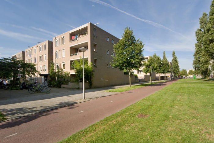 H.J.M. Walenkampstraat 77 hs