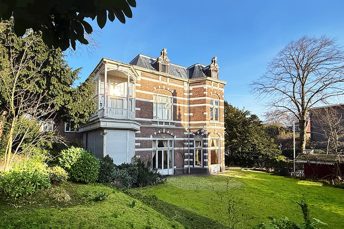 Huis Prinsevinkenpark 4 in Den Haag