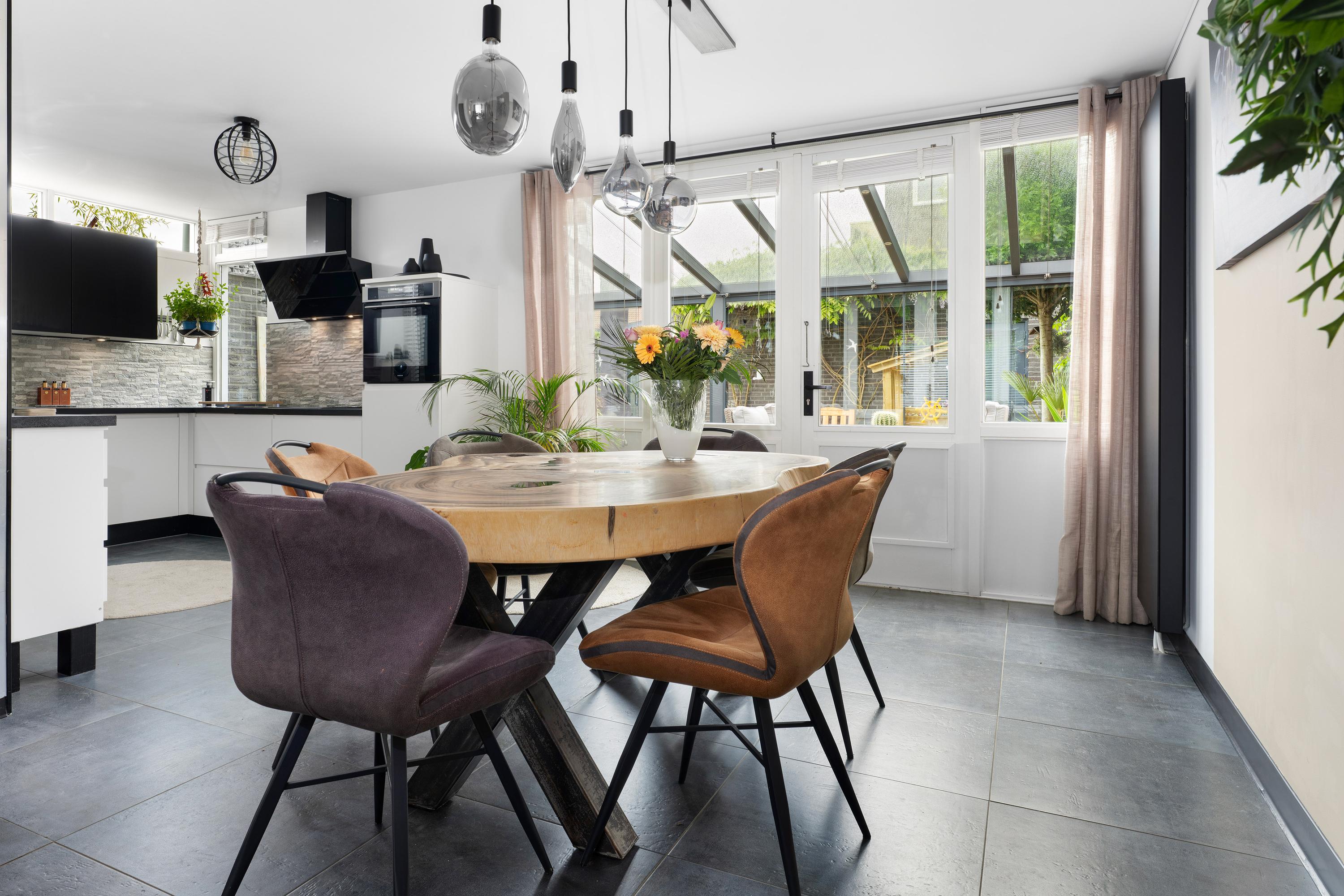 Hoekwoning te koop: Rubensstraat 2, Heerlen
