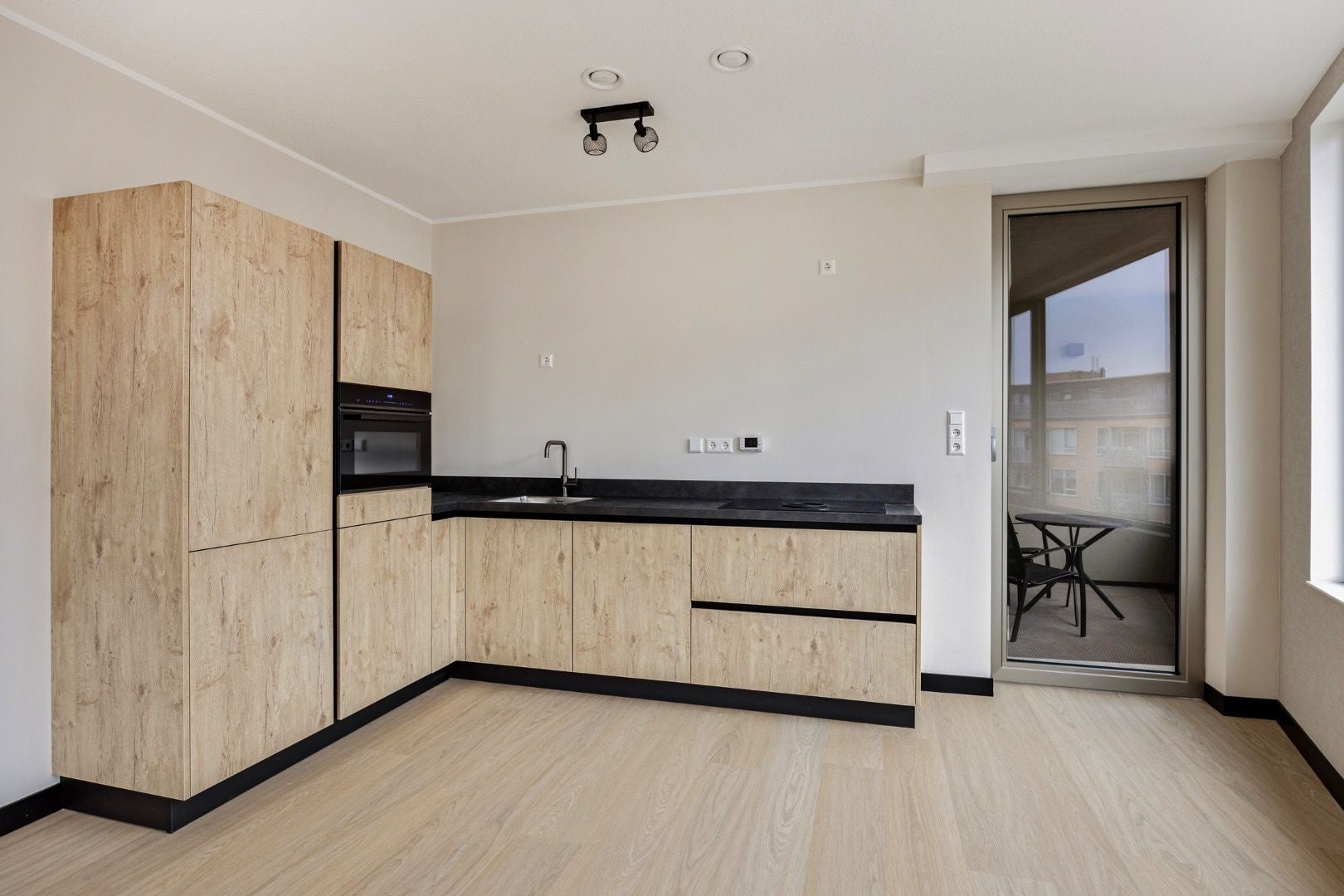 Woning te huur: Vliegerstraat, Leiden