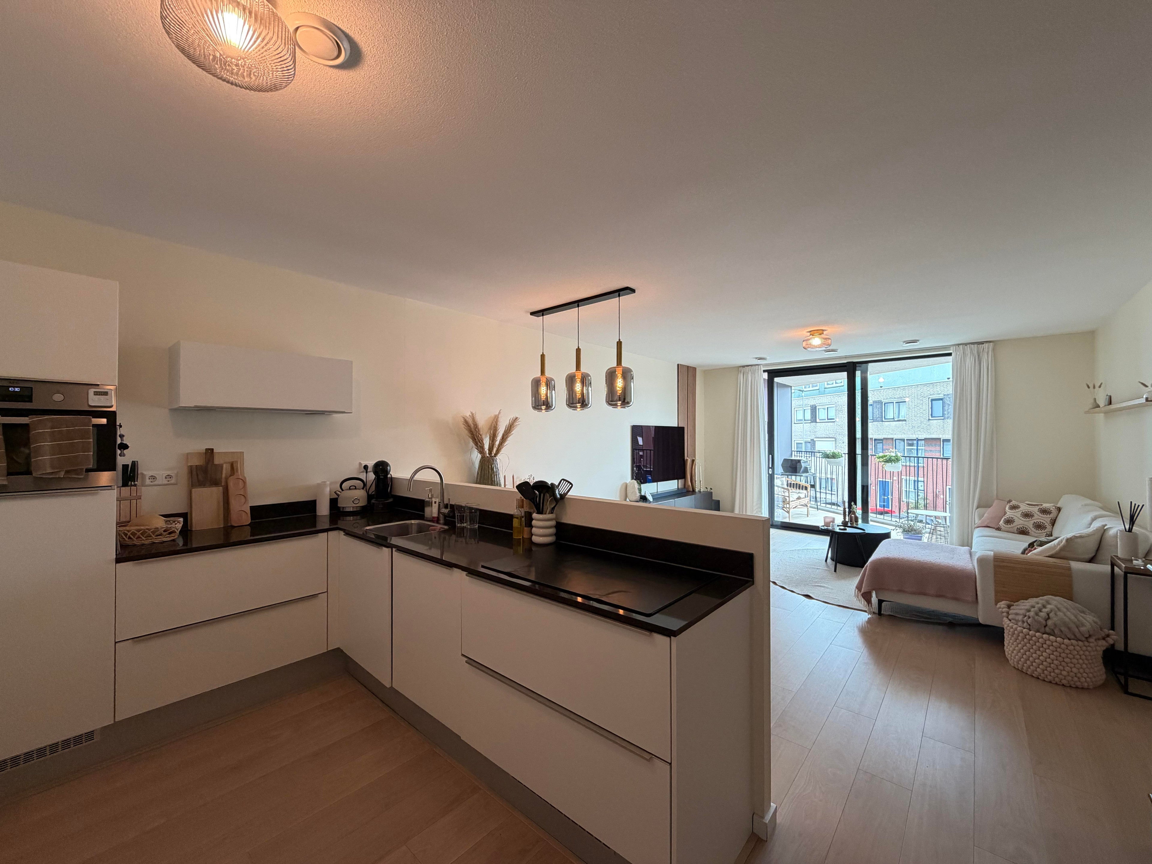 Woning te huur: Pampuskade, Rotterdam