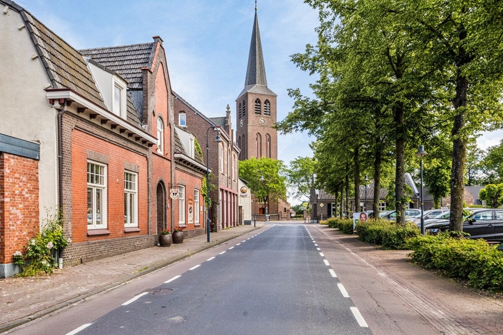 Hoekwoning te koop: Markt 16, Lottum