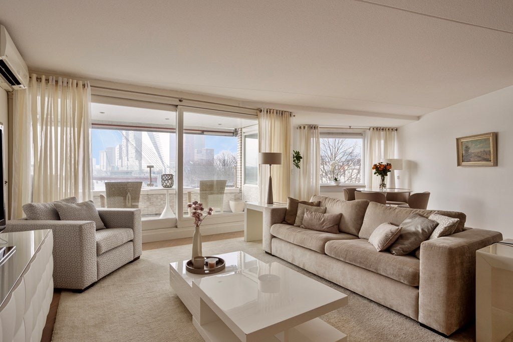 Te huur Appartement Maasboulevard in Rotterdam