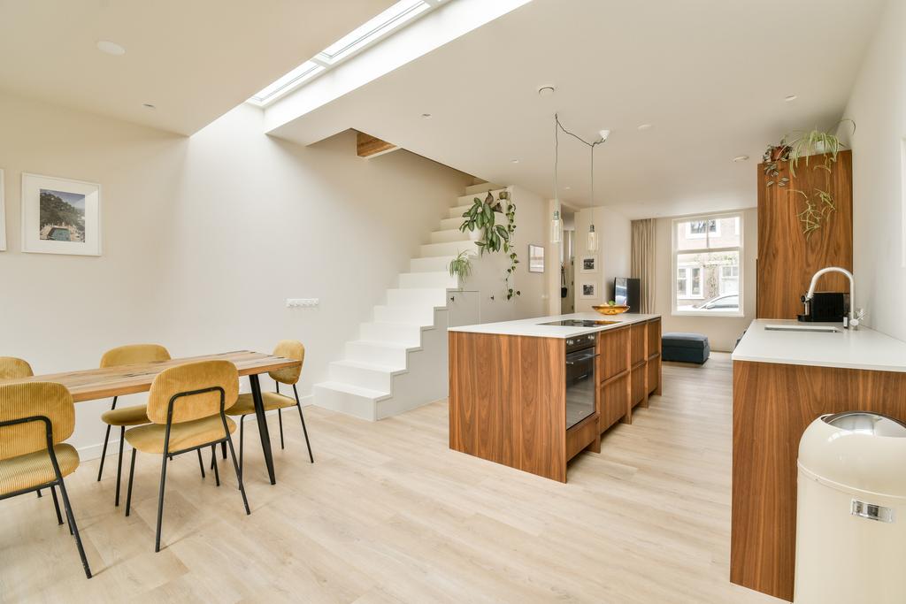 Woning te huur: Lutmastraat, Amsterdam