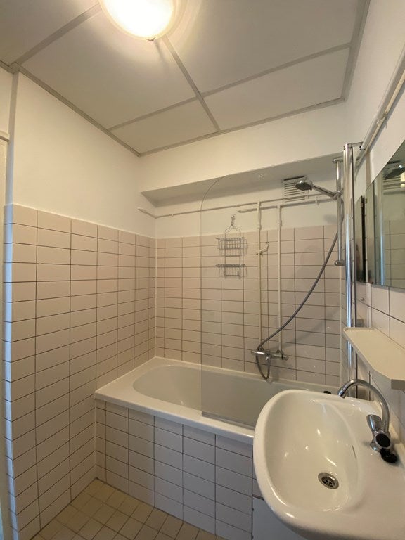 Woning te huur: Kruiskade, Rotterdam