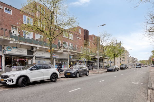 Appartement Pieter Calandlaan in Amsterdam
