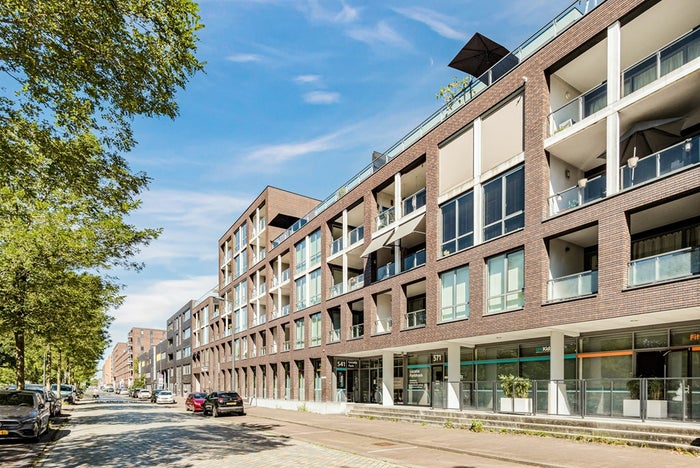 Eva Besnyöstraat 561