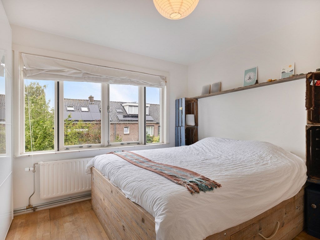Tussenwoning te koop: Noltheniusstraat 23, Utrecht
