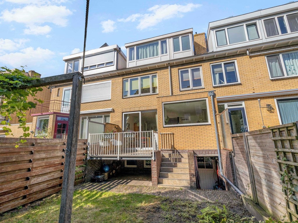 Tussenwoning te koop: Noltheniusstraat 23, Utrecht