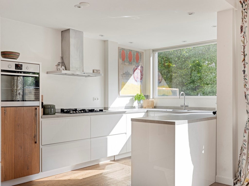 Tussenwoning te koop: Noltheniusstraat 23, Utrecht
