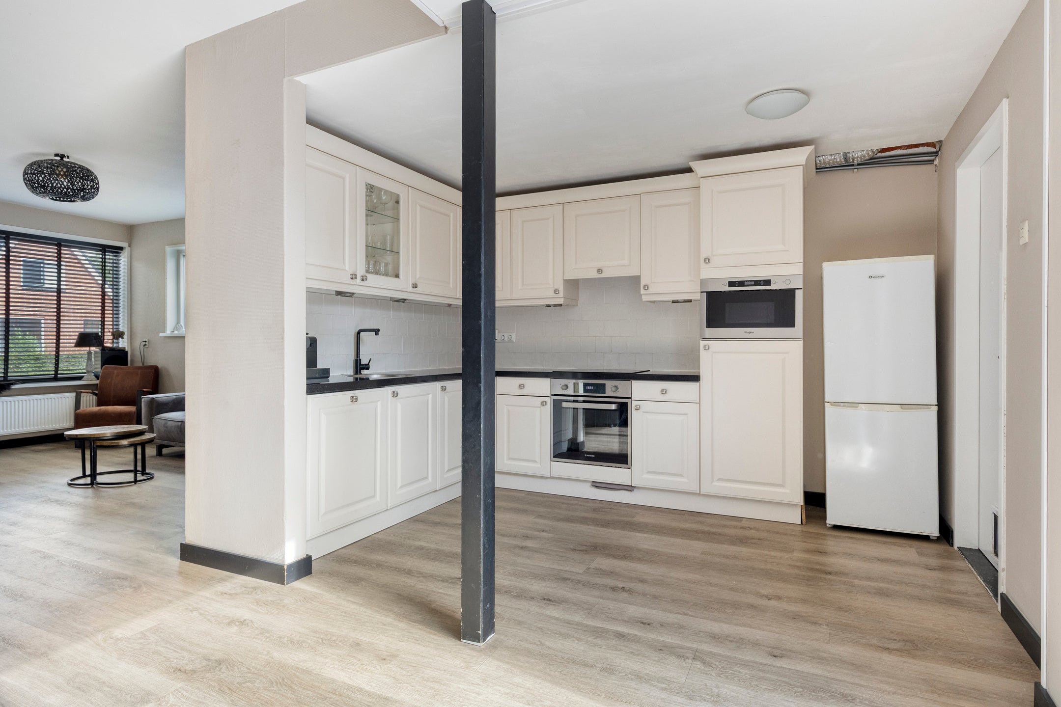 Hoekwoning te koop: Euroweg 90, Leek