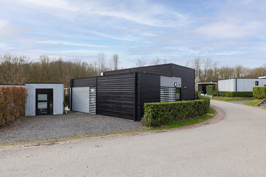 Vrijstaande woning te koop: Zuiderweg 2-21, Halfweg