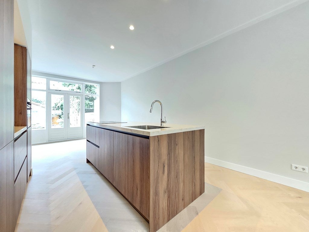 Te huur Appartement Churchill-laan in Amsterdam
