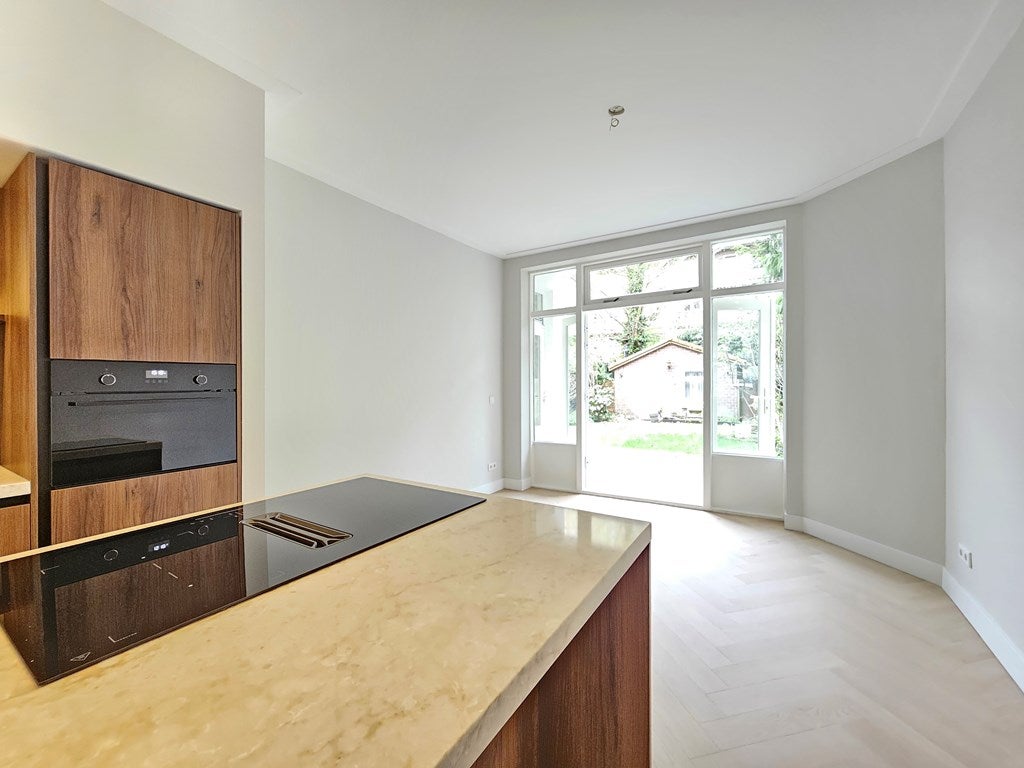Te huur Appartement Churchill-laan in Amsterdam