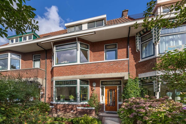 Huis te koop Prinses Mariannelaan 210 in Voorburg voor € 825.000