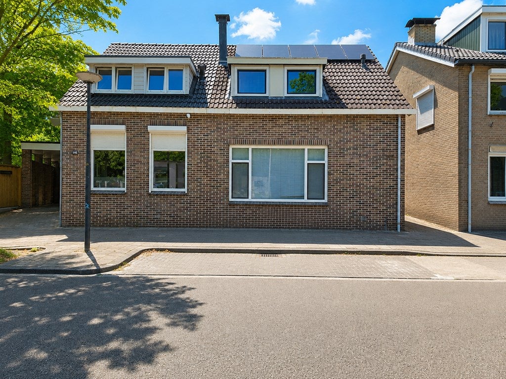 Huis Schipholtstraat 166 in Enschede