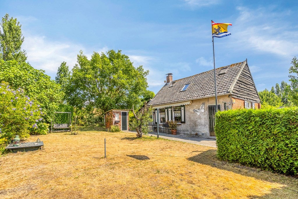 Huis Zeedijk 14 in Walsoorden