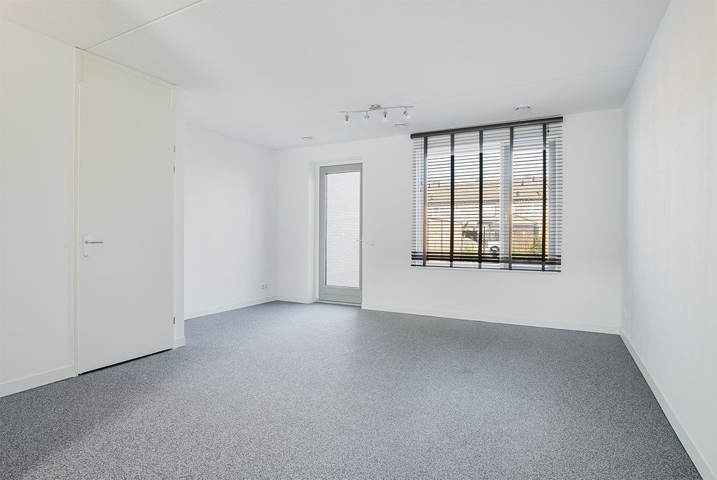 Tussenwoning te koop: Masadastraat 24, Maastricht