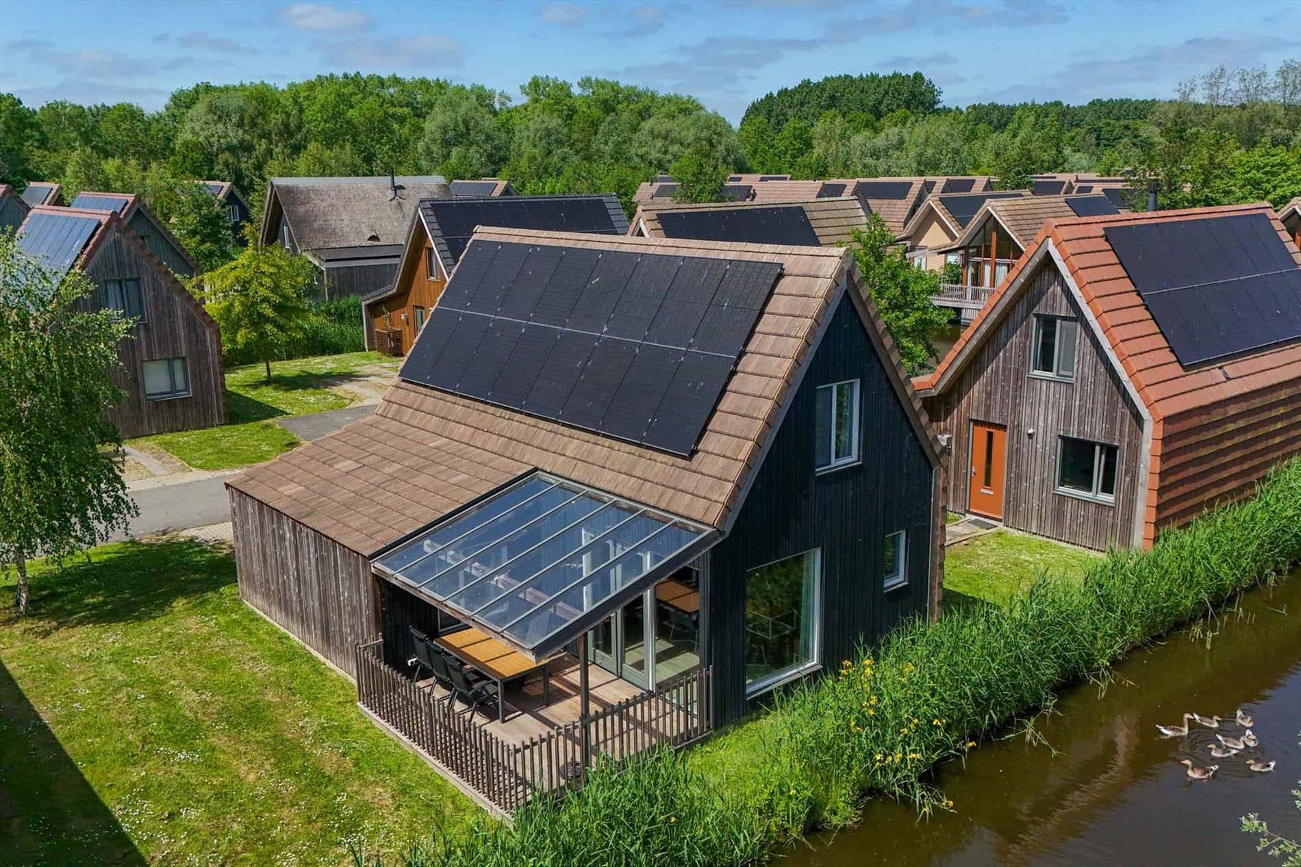 Huis Verlengde Breevaart 3 198 in Reeuwijk