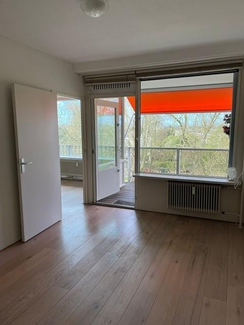 Flat Bachlaan in Rotterdam