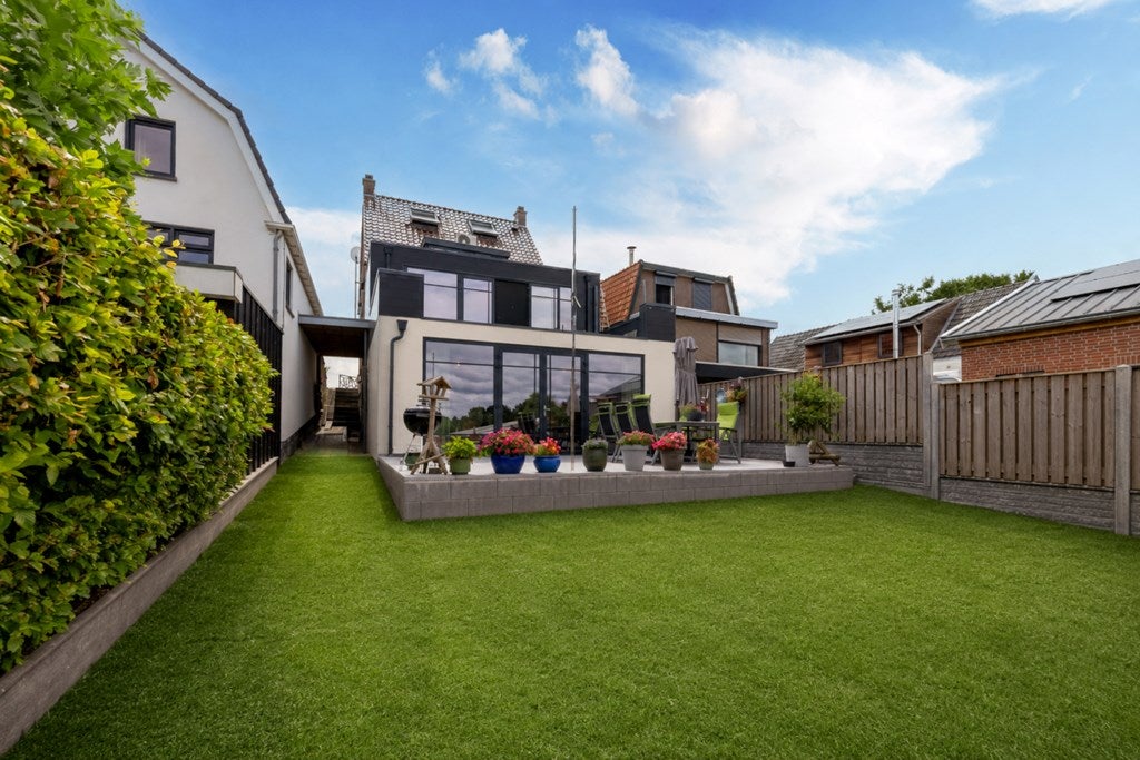 Huis Maasdijk 45 in Hedel