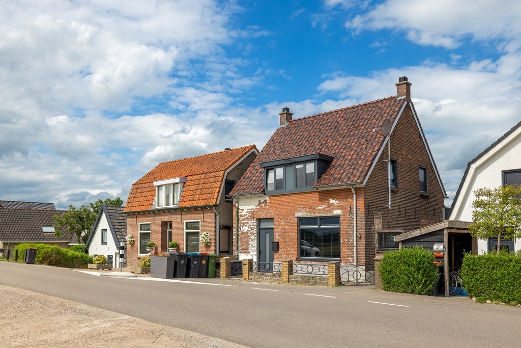 Huis Maasdijk 45 in Hedel