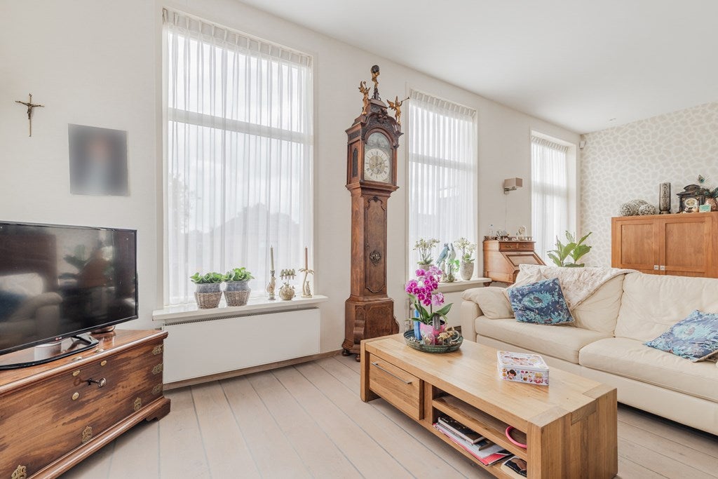 Appartement te koop: Dorpsstraat 158, Harmelen
