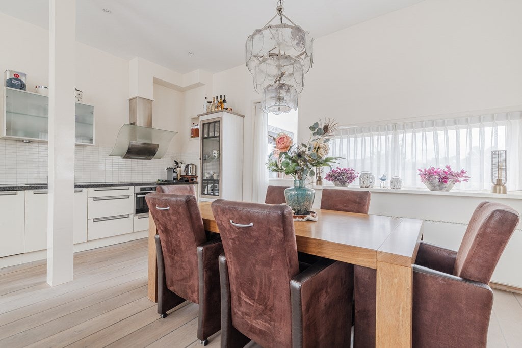 Appartement te koop: Dorpsstraat 158, Harmelen