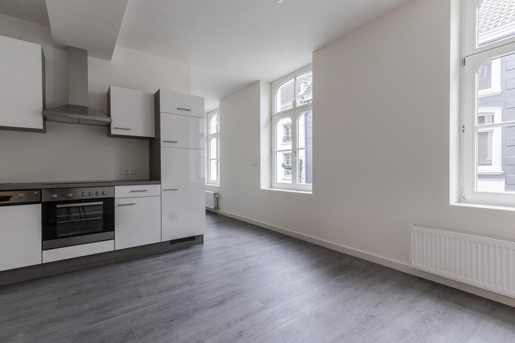 Studio te huur: Putstraat 18E, Sittard