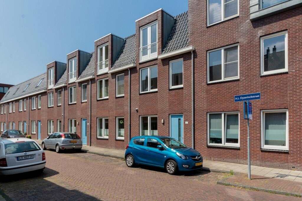 Van der Hulststraat