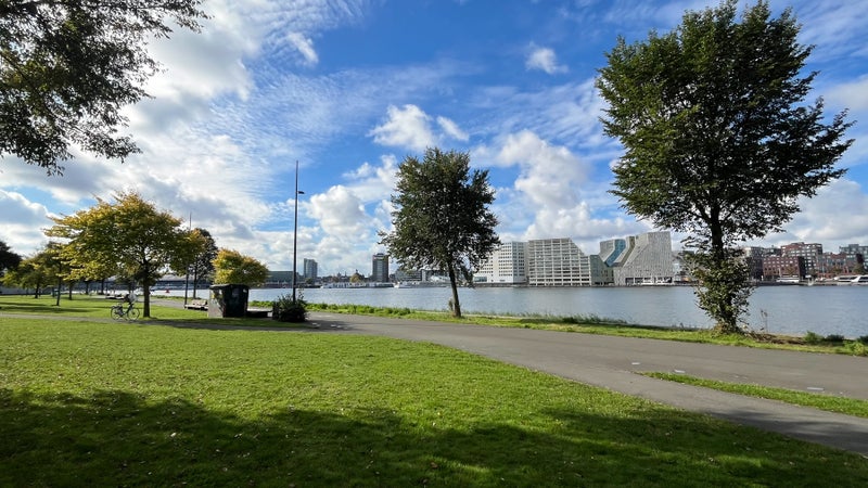 Te huur Appartement Overhoeksparklaan in Amsterdam