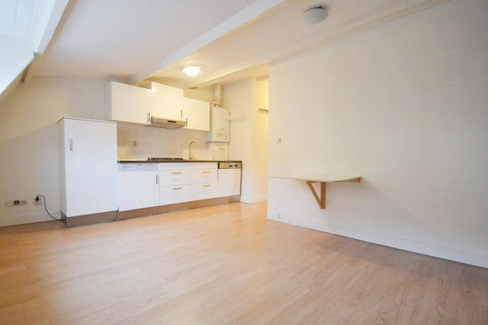 Te huur: Appartement Bilderdijkstraat 4 C in Den Haag