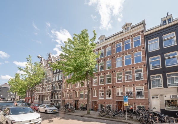 Appartement Jacob van Lennepstraat in Amsterdam