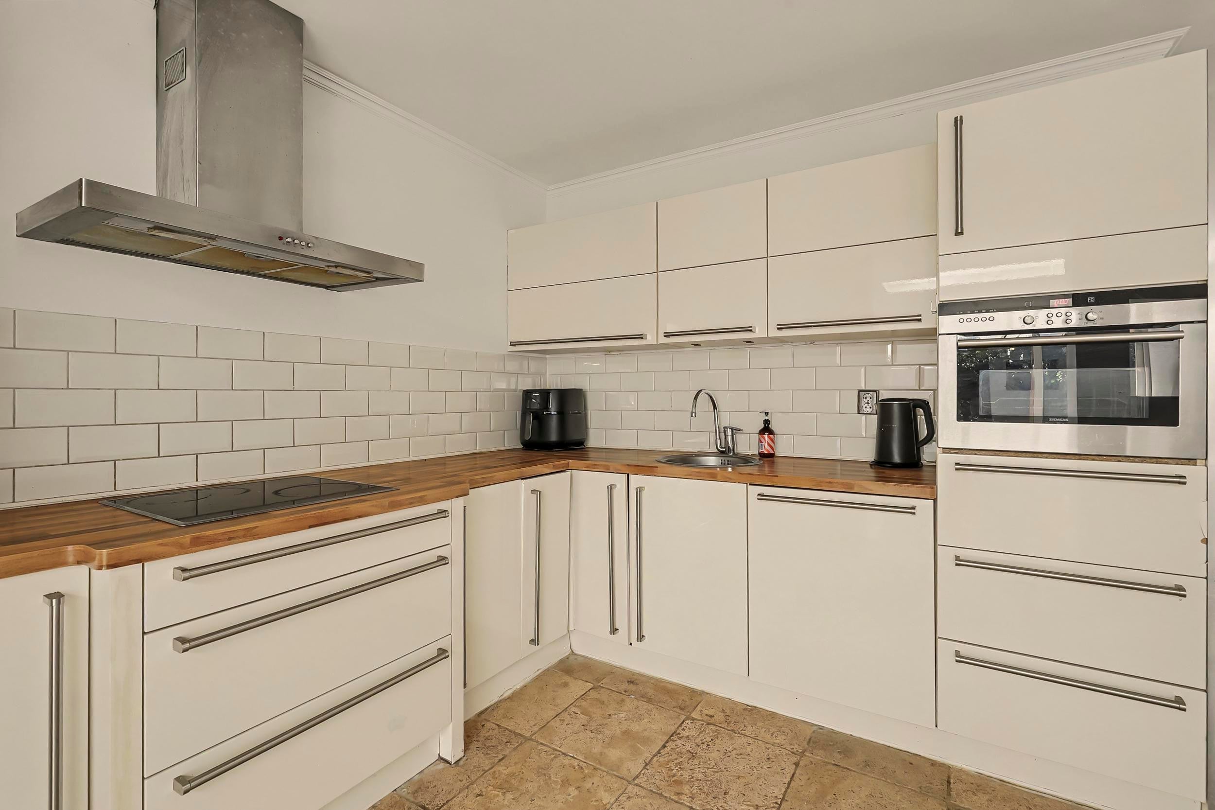 Twee-onder-één-kap te koop: Eerste Oosterstraat 9, Heerlen