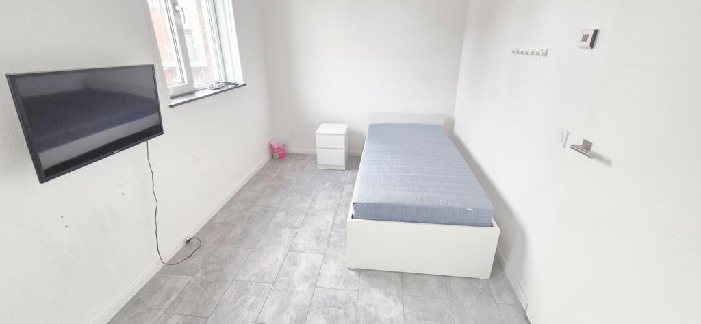 Tussenwoning te koop: Aagje Dekenstraat 39, Dordrecht