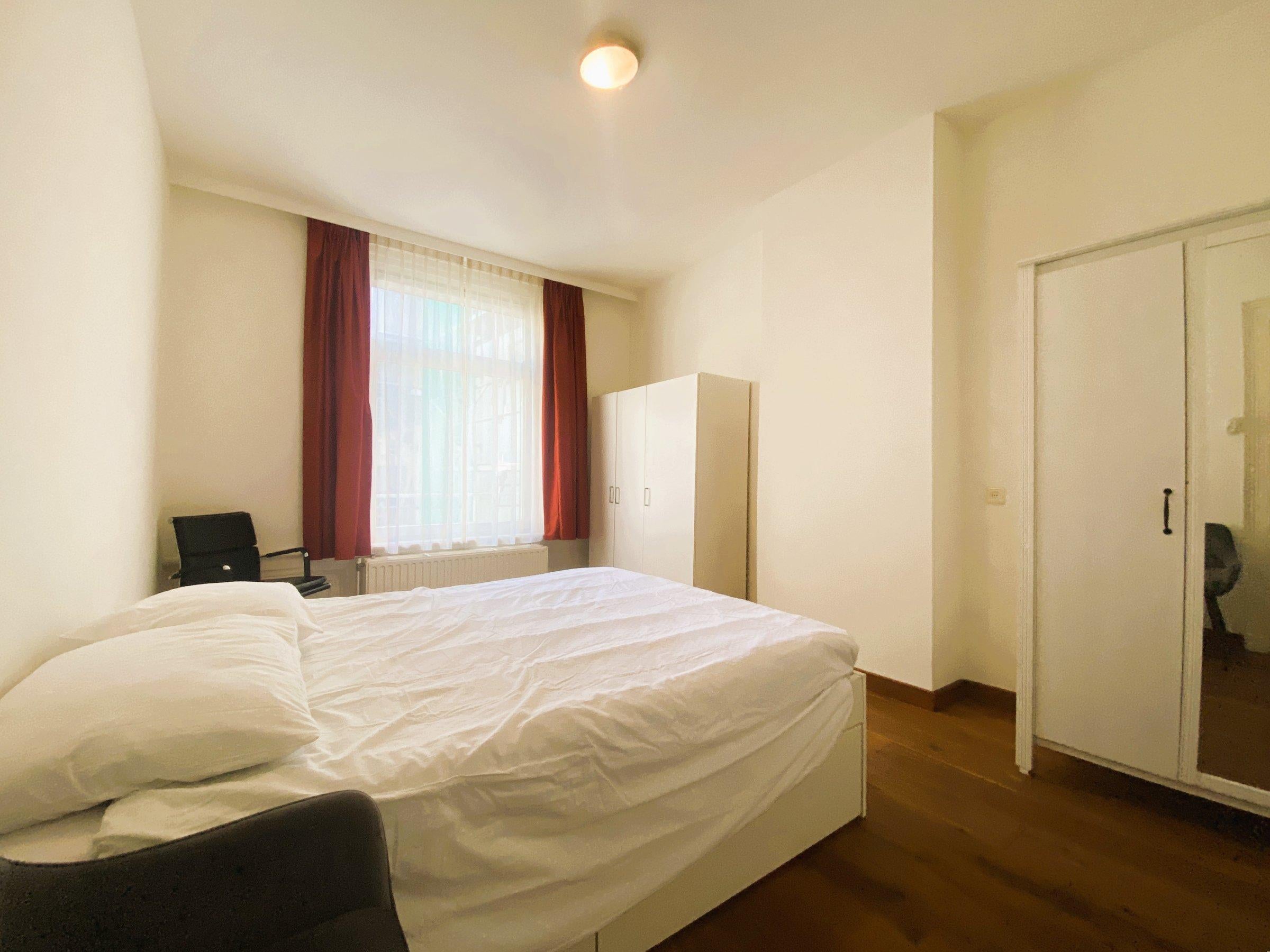 Woning te huur: Saxenburgerstraat, Amsterdam