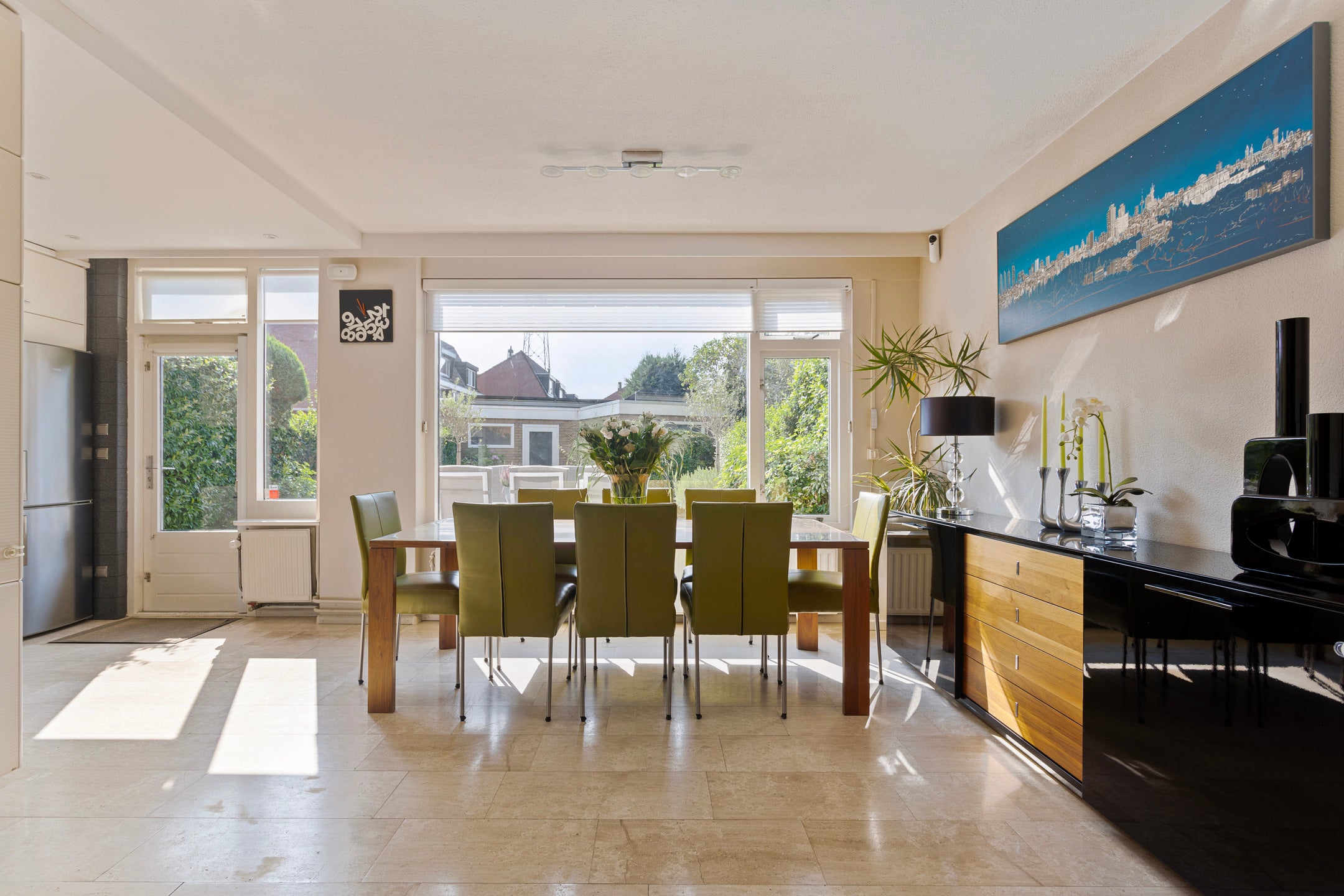 Tussenwoning te koop: Drontermeerlaan 7, Leiden