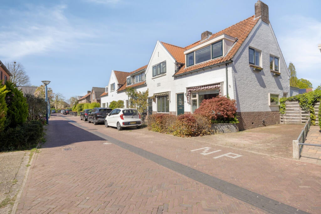 Huis Smidsweg 19 in Schalkhaar