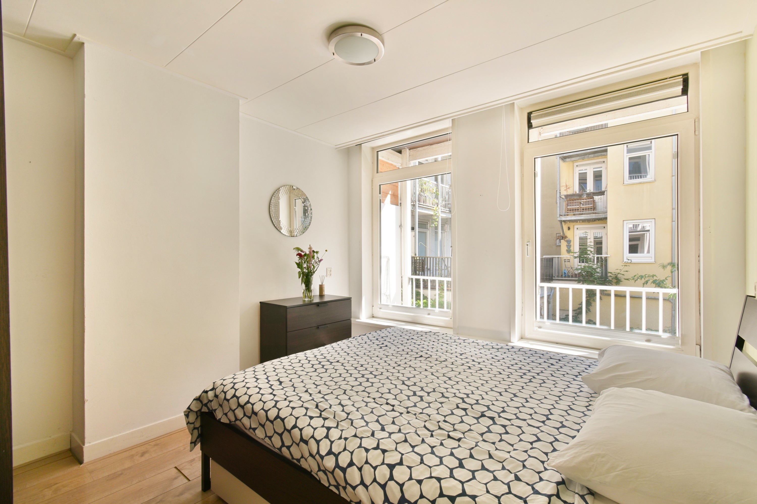 Appartement te koop: Haarlemmerweg 141-1, Amsterdam