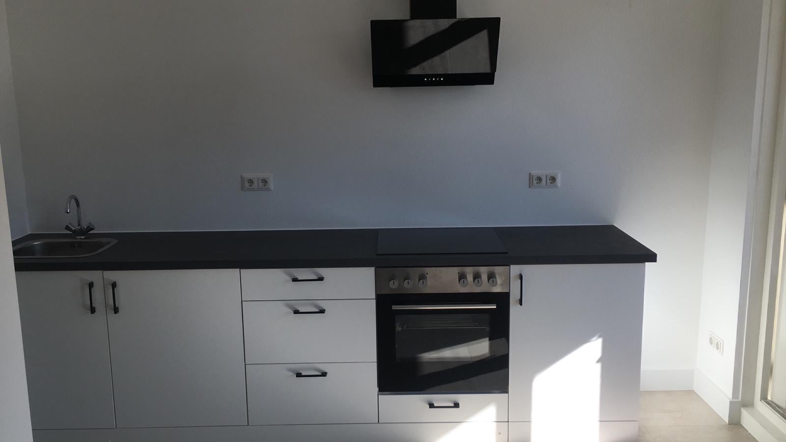 Studio te huur: H. de Lintweg 46B, Spijkenisse