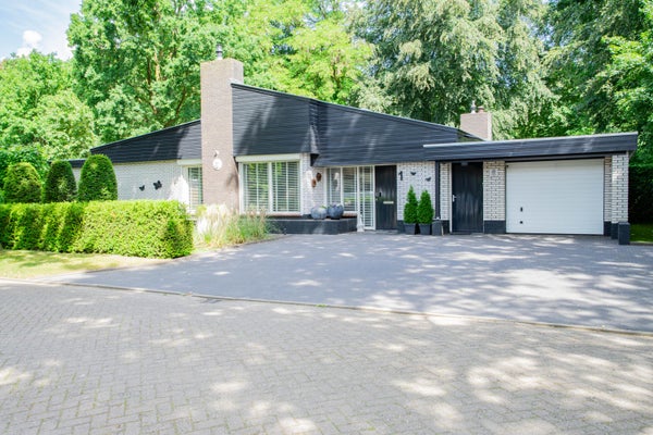 Randwijk 1 in Bakel